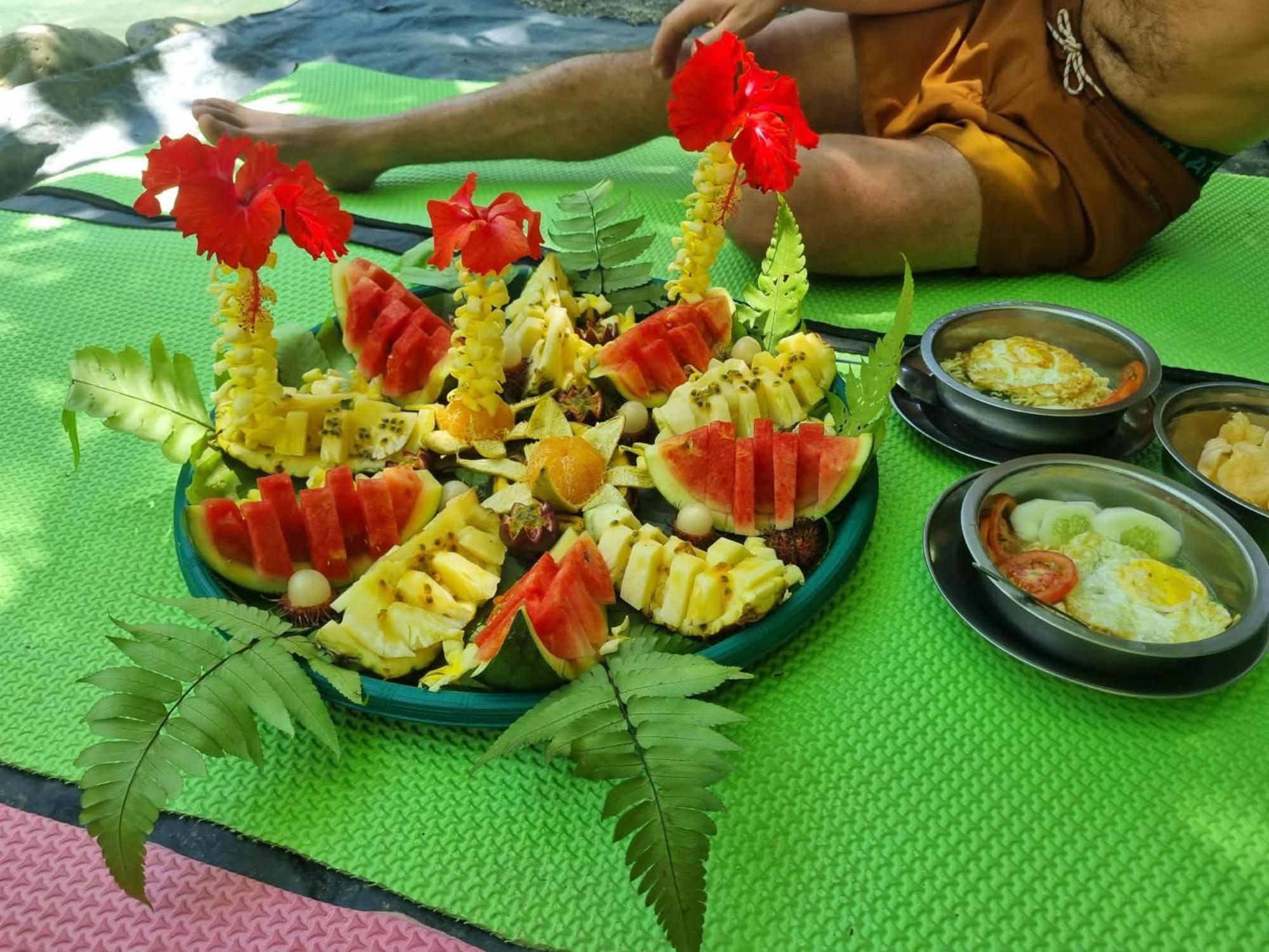 Lucky Bamboo'Bungalows-Resto And Orangutan Jungle Trekking Tours Bukit Lawang Kültér fotó